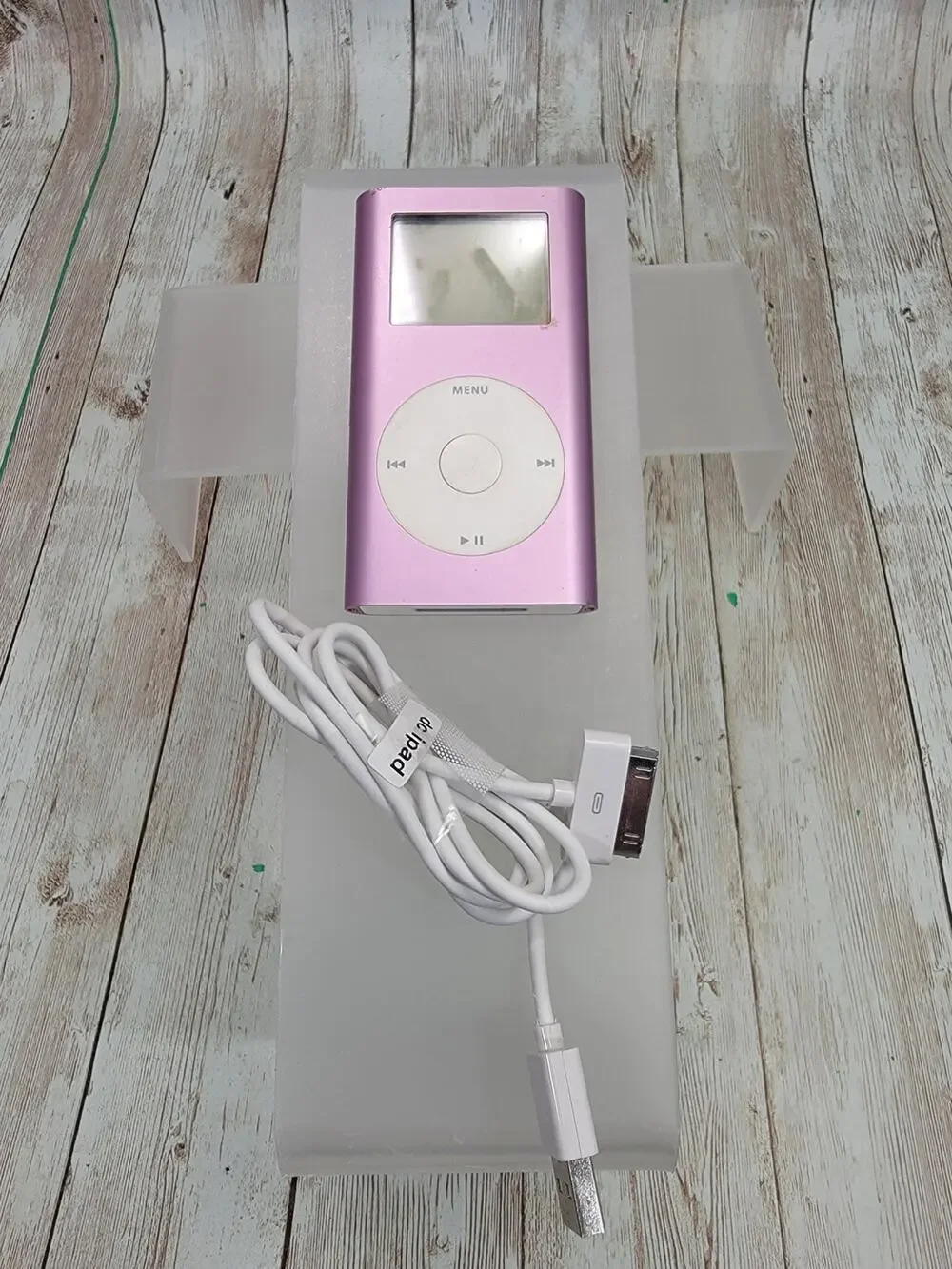 Apple ipod mini 2005 1nd Gen A1051 PINK 32GB W/ Charger